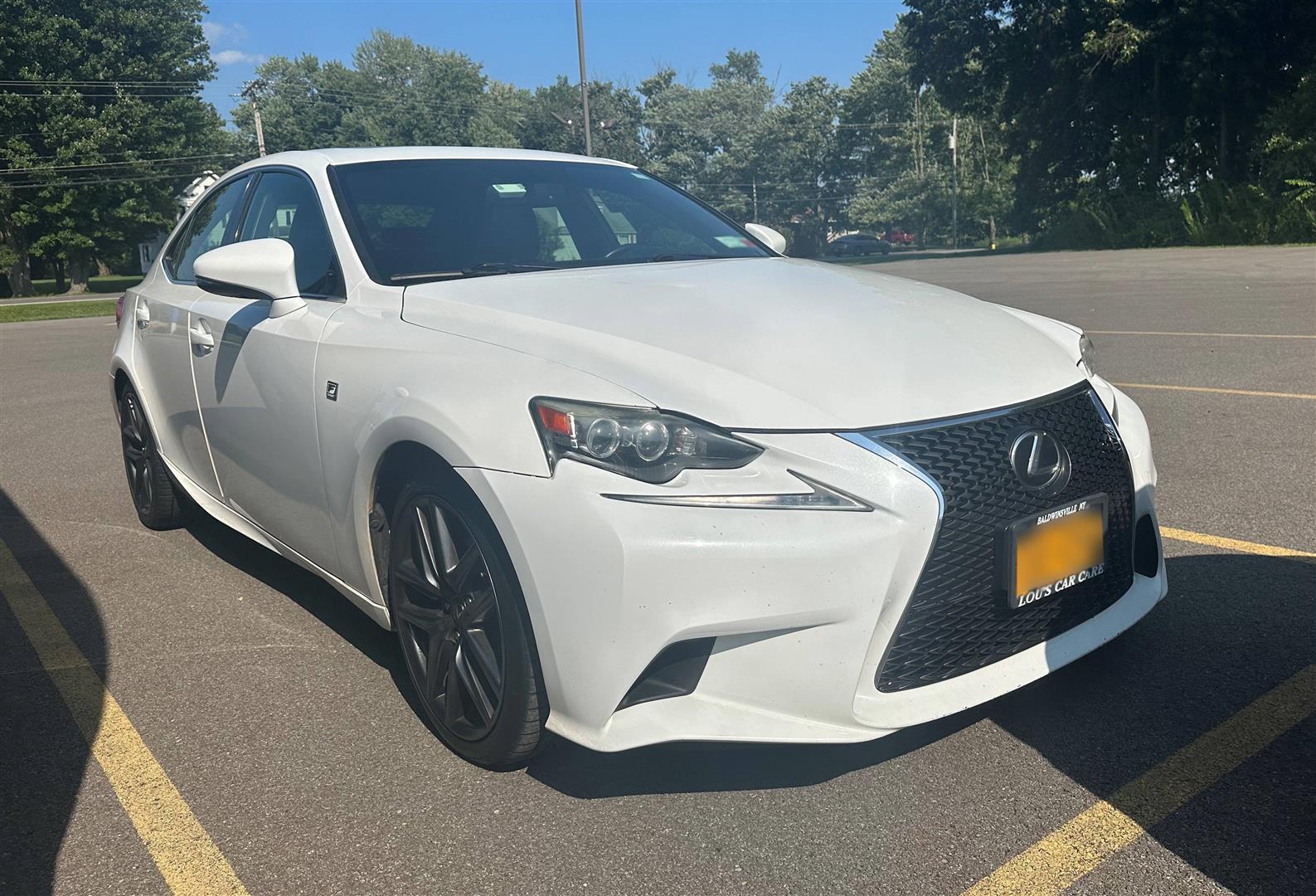 Baldwinsville Lexus Repair and Service - Lou's Car Care & Fleet Services